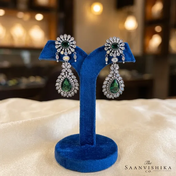 Emerald_Green_Alloy_Blend_Doublet_Earrings_For_Women