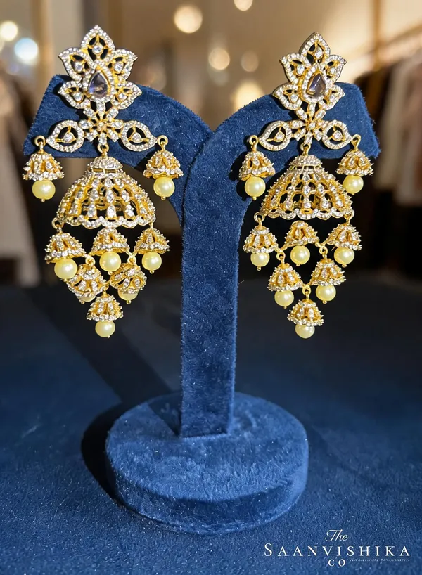 Light_Purple_Alloy_Blend_Bridal_Pearl_Jhumka_For_Women