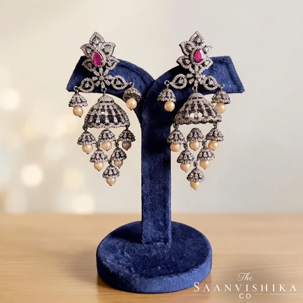 Red_Alloy_Victorian_Bridal_Pearl_Jhumka_For_Women