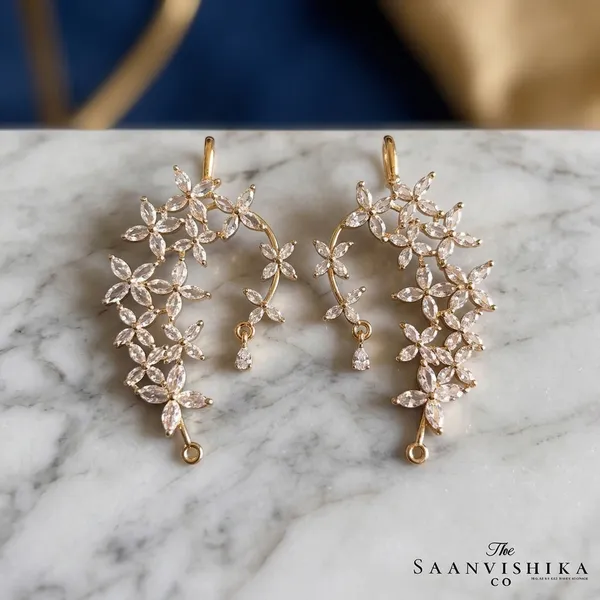 Golden_Alloy_Floral_Earcuffs_For_Women