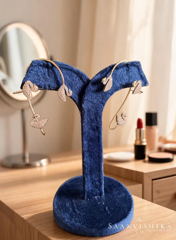 Golden_Alloy_Swan_Cz_Diamond_Earcuffs_For_Women
