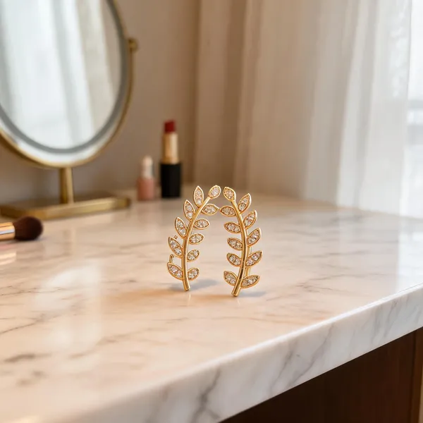 Golden_Alloy_Leaf_Climber_Ear_Cuffs_For_Women