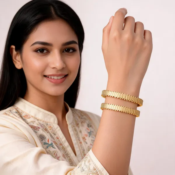 Gold_Plated_Textured_Geometric_Pattern_Bangles_For_Women