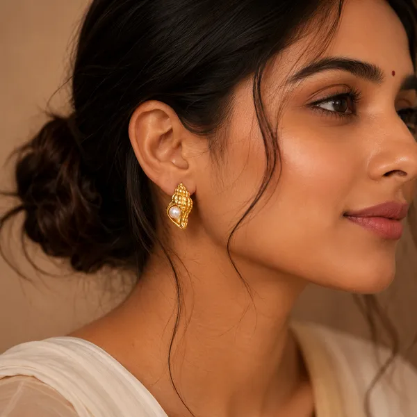 Gold_Pearl_Stud_Earrings