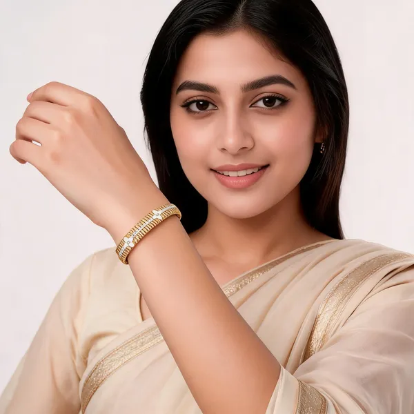 Gold_Plated_Crystal_Studded_Textured_Bangle_For_Women
