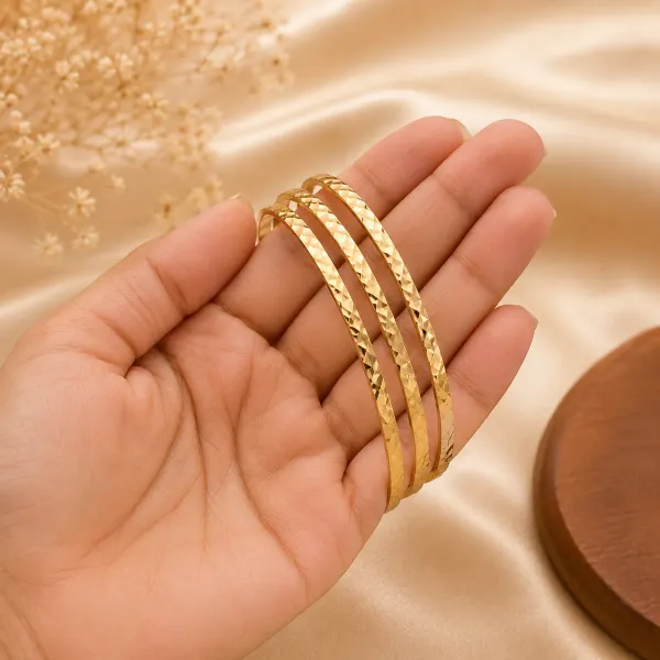 Stack_Gold_Bangles