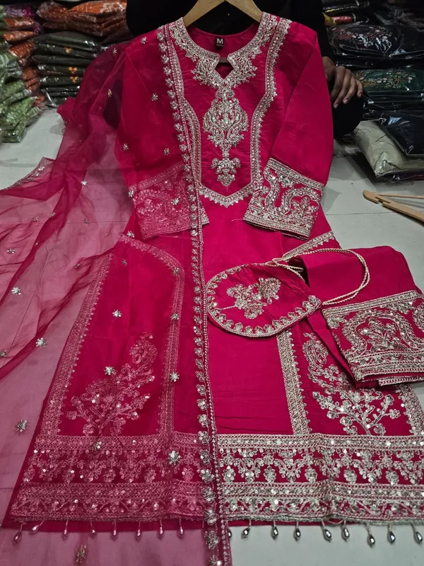 Pink_Embellished_Georgette_Salwar_Suit_Set_for_Women