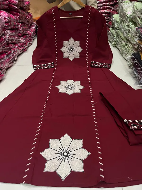 Maroon_Embroidered_Floral_Kurta_Set_with_Dupatta_for_Women