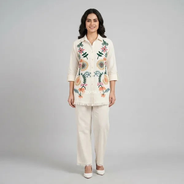 Off-White_Embroidered_Cotton_Kurta_Pant_Set_for_Women