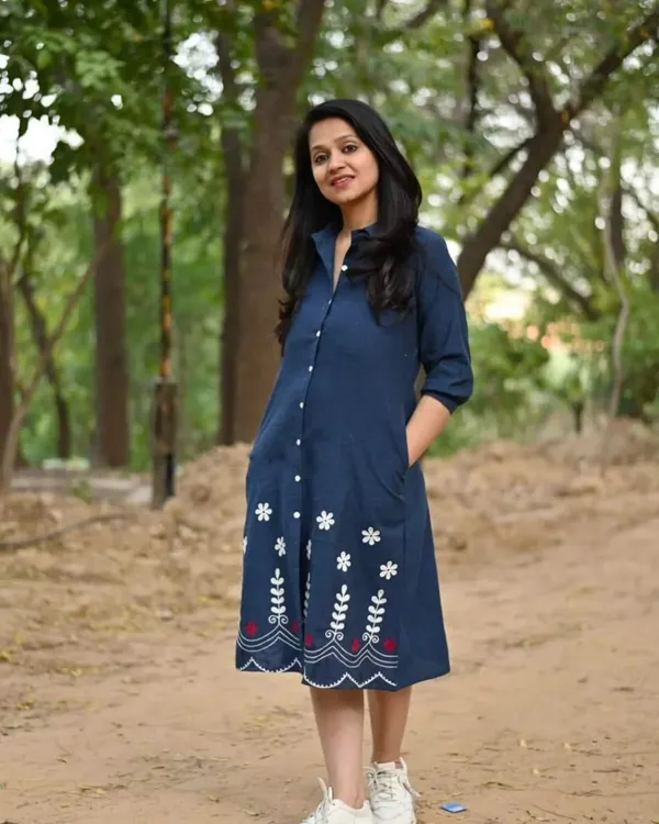 Navy_Blue_Embroidered_Floral_Collared_Shirt_Dress_for_Women