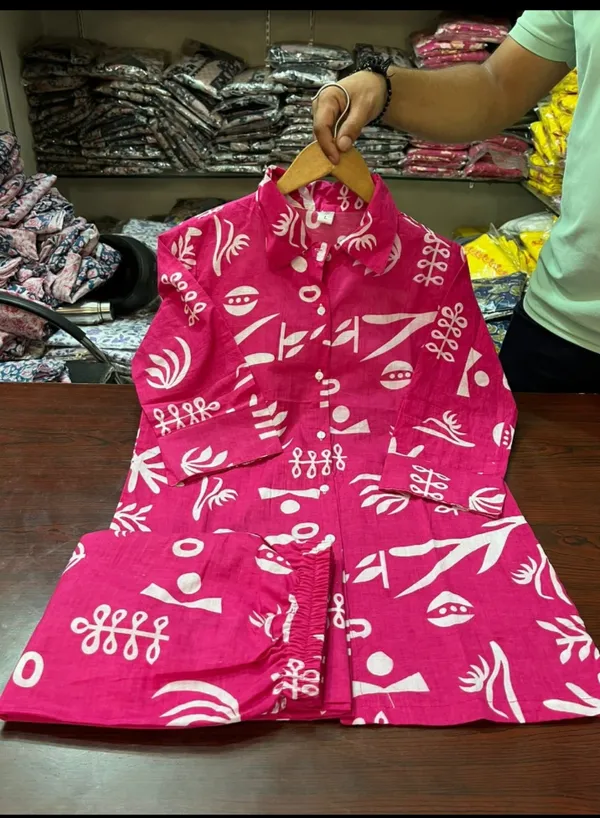 Pink_Printed_Cotton_Night_Suit_Set_for_Women
