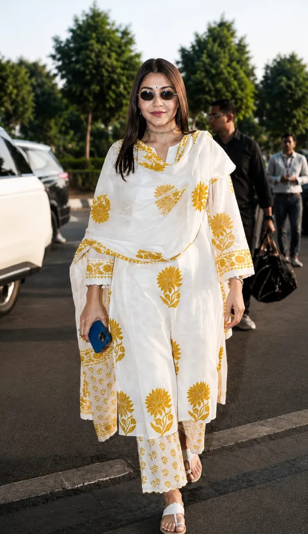 White_Cotton_Floral_Print_Kurta_Set_with_Dupatta_for_Women