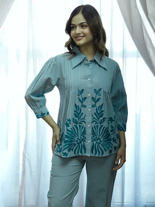Teal_Cotton_Floral_Embroidered_Collared_Shirt_For_Women