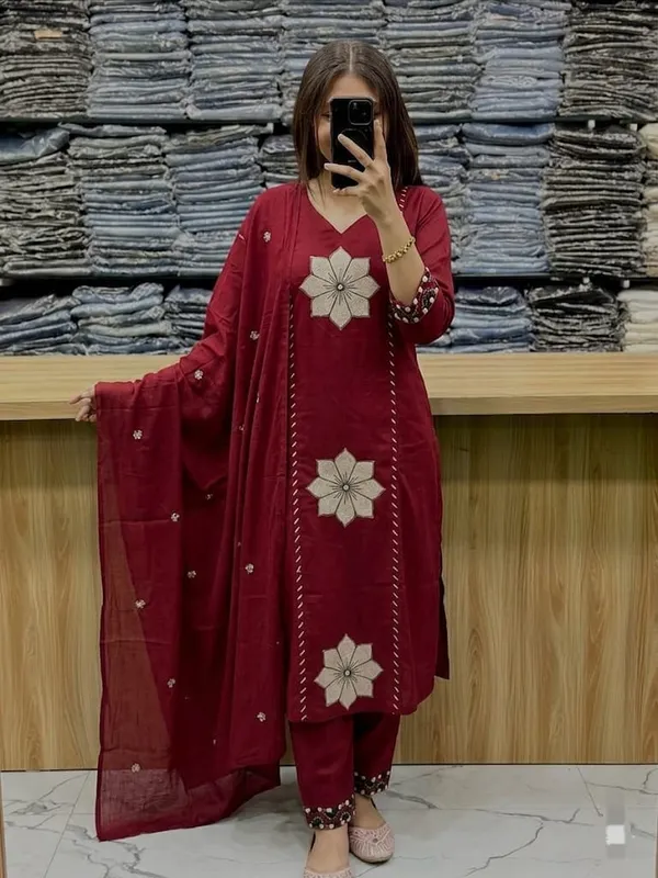 Maroon_Embroidered_Floral_Kurta_Set_with_Dupatta_for_Women