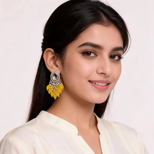 Silver_Kundan_Yellow_Beaded_Drop_Earrings_For_Women