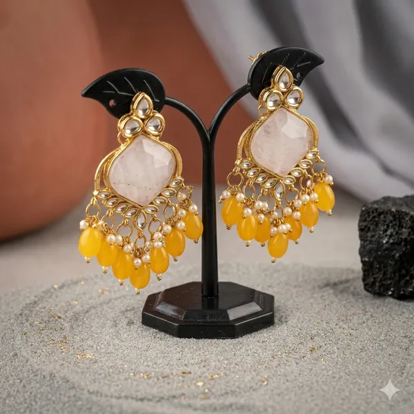 Gold_Brass_Chandbali_Earrings_For_Women
