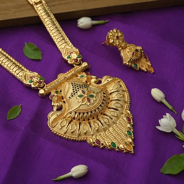 Gold_Brass_Long_Necklace_Set_With_Earrings_For_Women