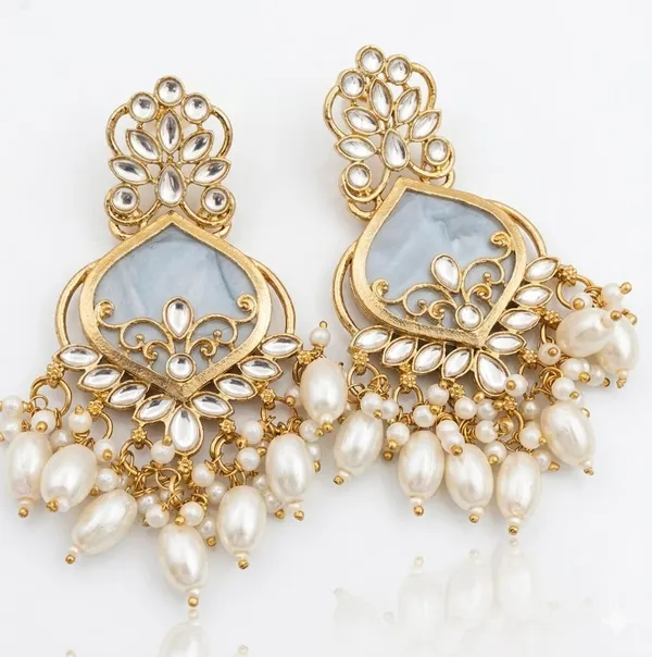 Gold_Brass_Chandbali_Earrings_For_Women