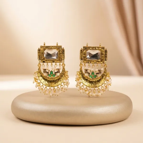 Gold_Brass_Chandbali_Earrings_For_Women