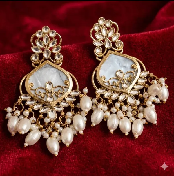 Gold_Brass_Chandbali_Earrings_For_Women