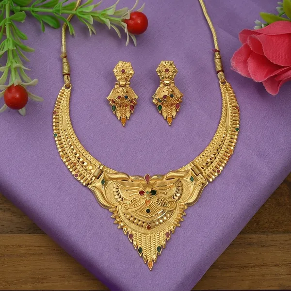 Gold_Brass_Necklace_Set_With_Earrings_For_Women