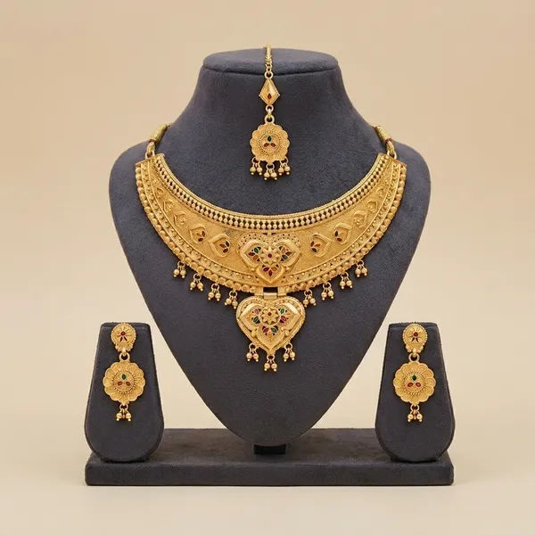 Gold_Brass_Bridal_Necklace_Set_For_Women