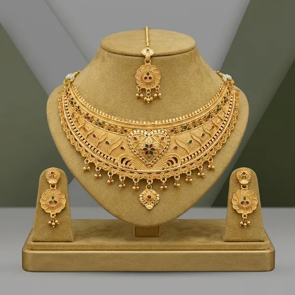 Gold_Brass_Choker_Necklace_Set_With_Earrings_And_Maang_Tikka_For_Women