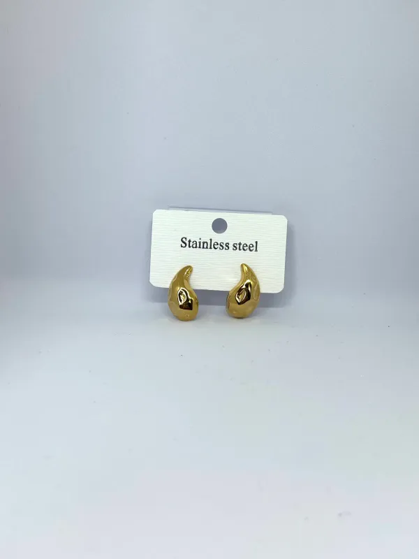 Gold_Plated_Drop_Shaped_Anti_Tarnish_Earrings