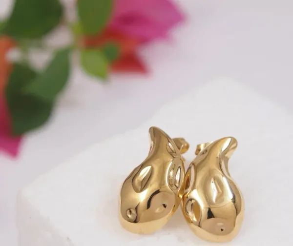 Gold_Plated_Drop_Shaped_Anti_Tarnish_Earrings