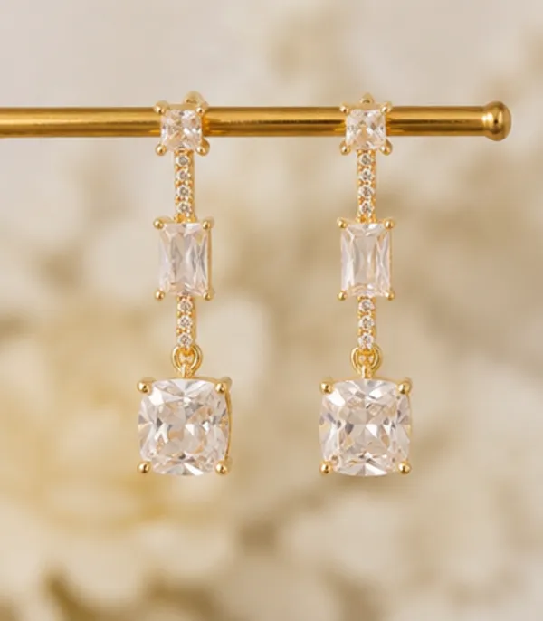 Gold_Stainless_Steel_Stellar_Crystal_Drops_Earrings_For_Women