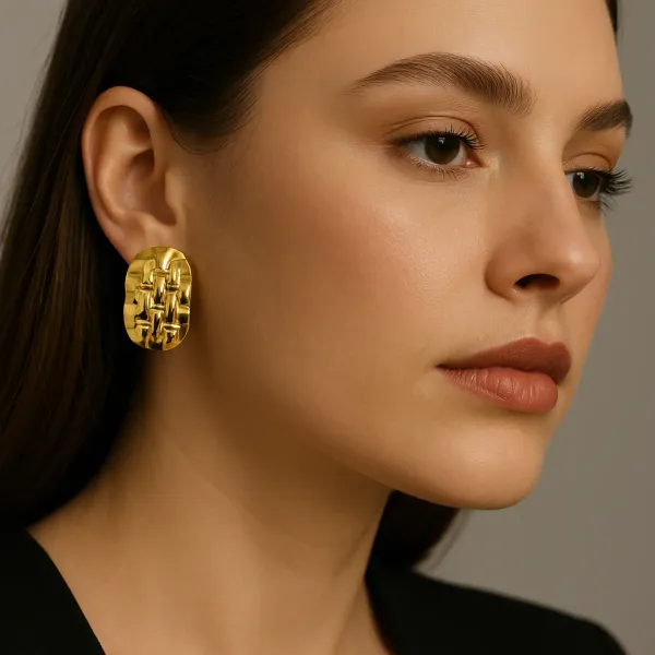 Gold_Plated_Geometric_Shaped_Anti_Tarnish_Earrings