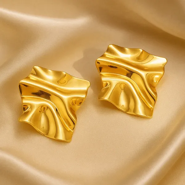 Gold_Wave_Earrings