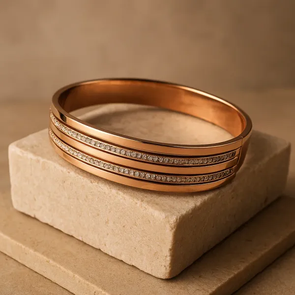 Stylish_Rose_Gold_Bracelet_With_Sparkling_Stones