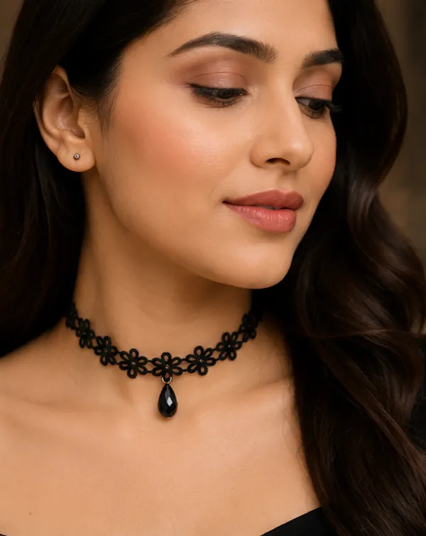 Ekayaa_Handmade_Lace_Statement_Necklace_004