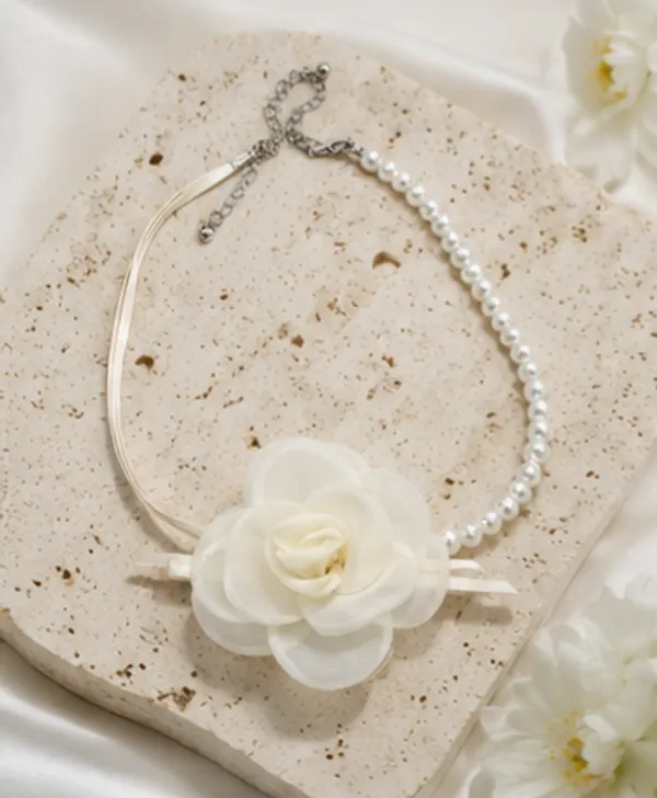 Ekayaa_Handmade_Lace_Statement_Necklace_010