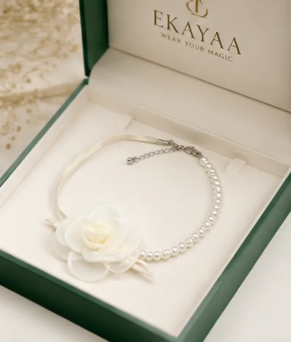 Ekayaa_Handmade_Lace_Statement_Necklace_010