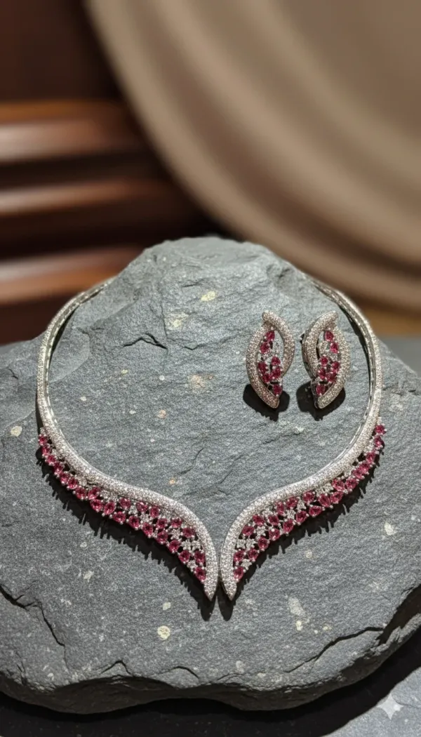 Sapphire_Radiance_Necklace_Set