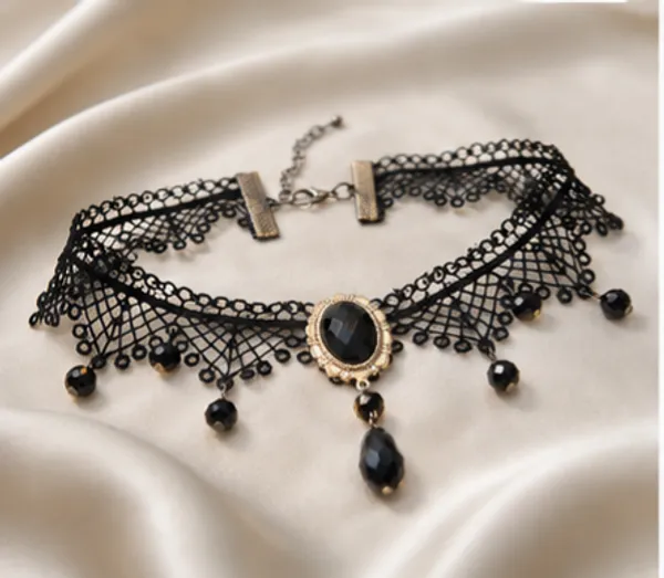 Ekayaa_Handmade_Lace_Statement_Necklace_023