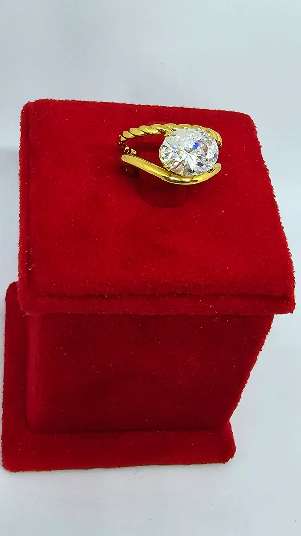 Gold_Plated_Solitaire_Ring