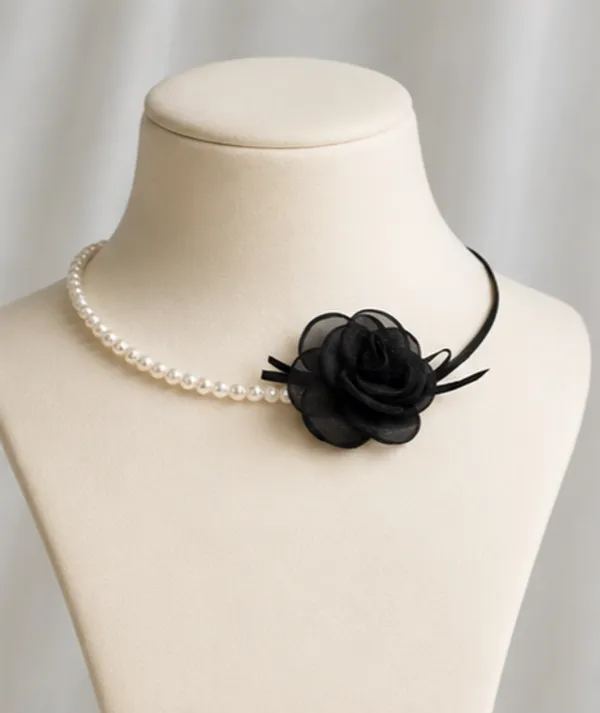 Ekayaa_Handmade_Lace_Statement_Necklace_009