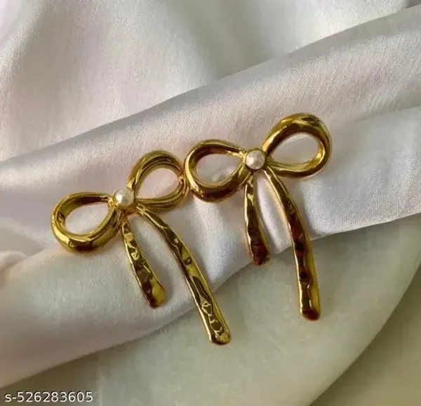Gold_Plated_Bow_Shaped_Anti_Tarnish_Earrings