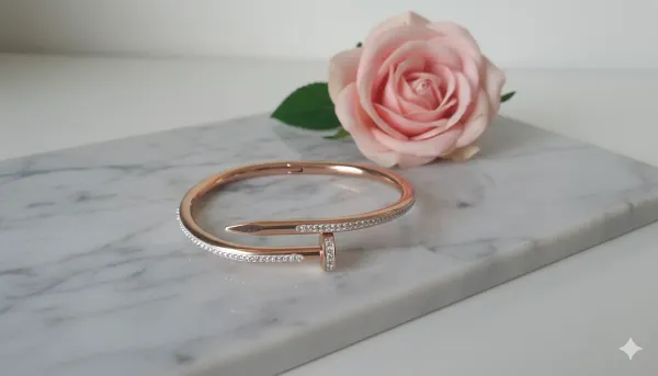Rose_Gold_Nail_Design_Bracelet