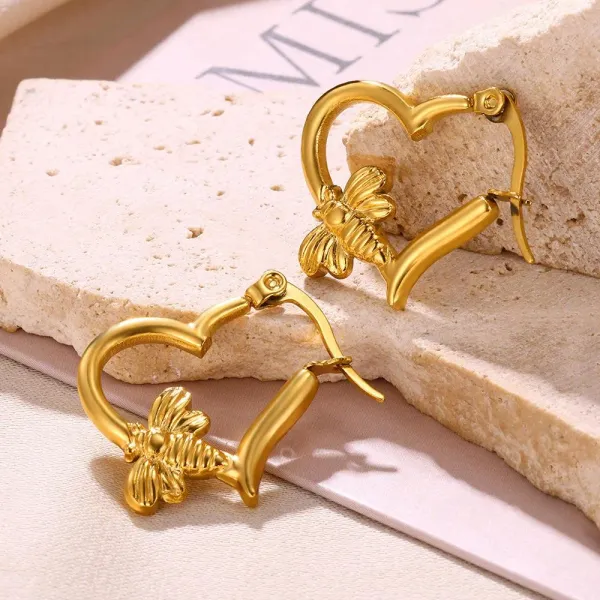 Gold_Plated_Heart_Shaped_Anti_Tarnish_Earrings