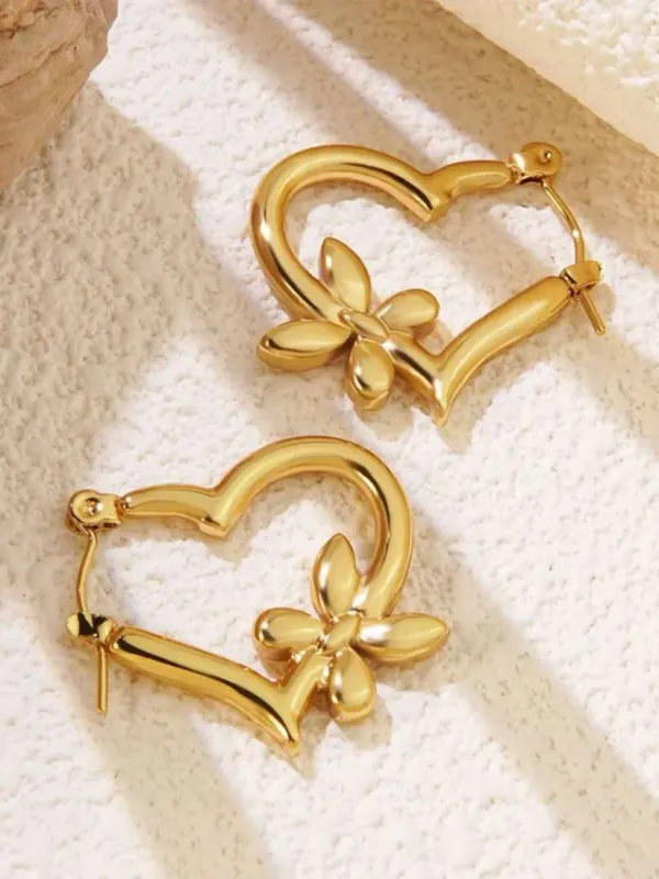 Gold_Plated_Heart_Shaped_Anti_Tarnish_Earrings