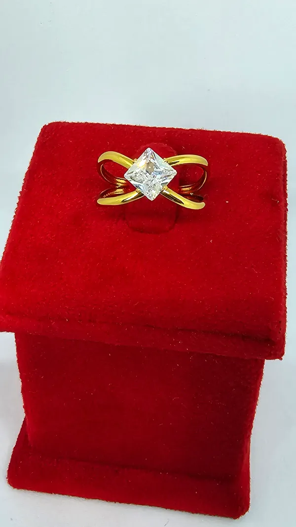 Gold_Plated_Solitaire_Adjustable_Ring