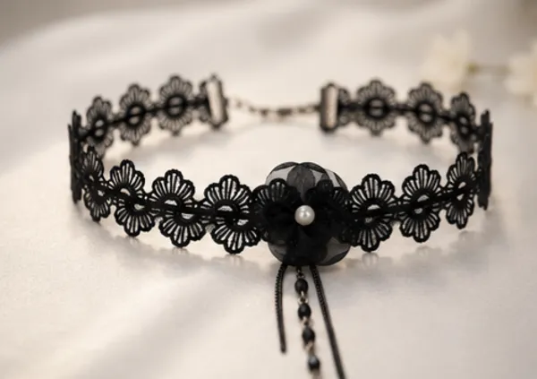 Ekayaa_Handmade_Lace_Statement_Necklace_016