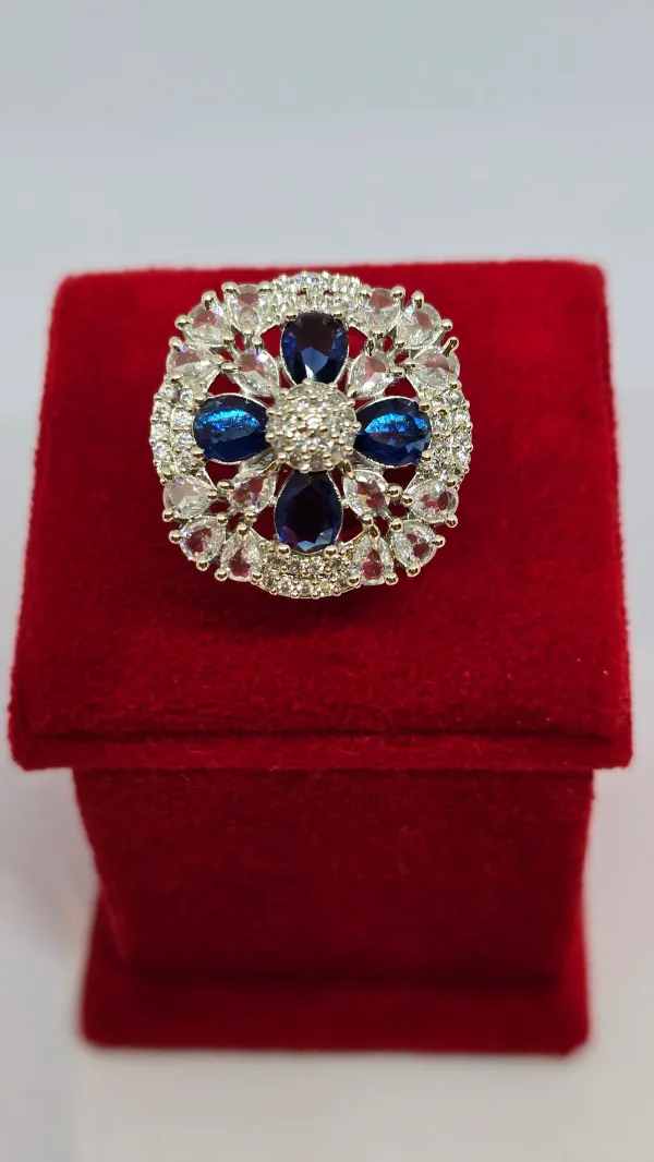 Luxury_Floral_Statement_Ring