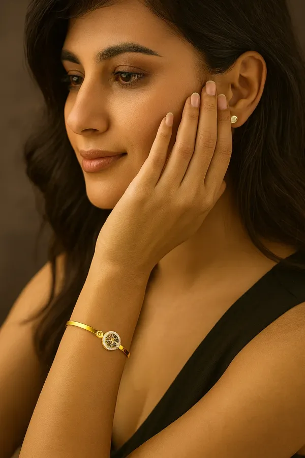 Elegant_Gold_Tone_Tree_Of_Life_Bracelet