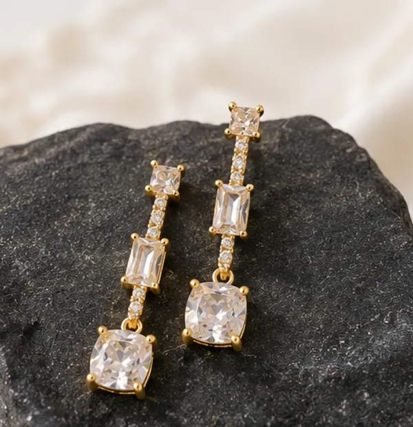 Gold_Stainless_Steel_Stellar_Crystal_Drops_Earrings_For_Women