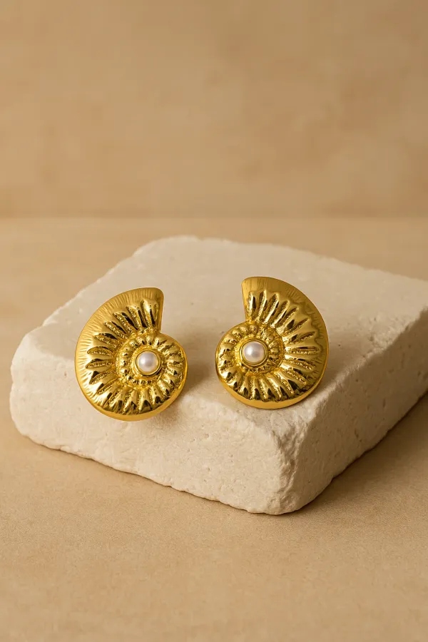 Gold_Plated_Shell_Shaped_Anti_Tarnish_Earrings